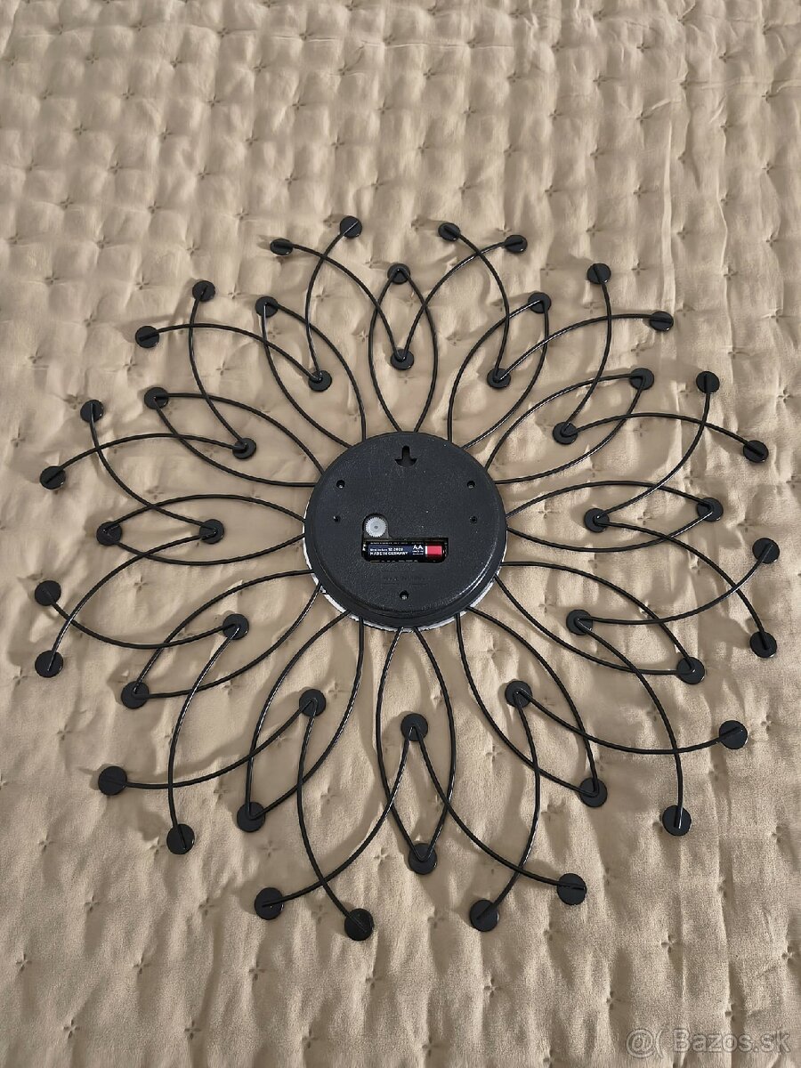 Na predaj nástenné hodiny - 4