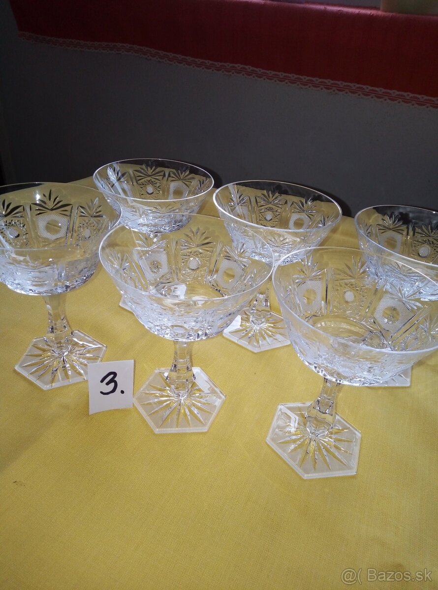 Brúsené poháre na stopke - 4