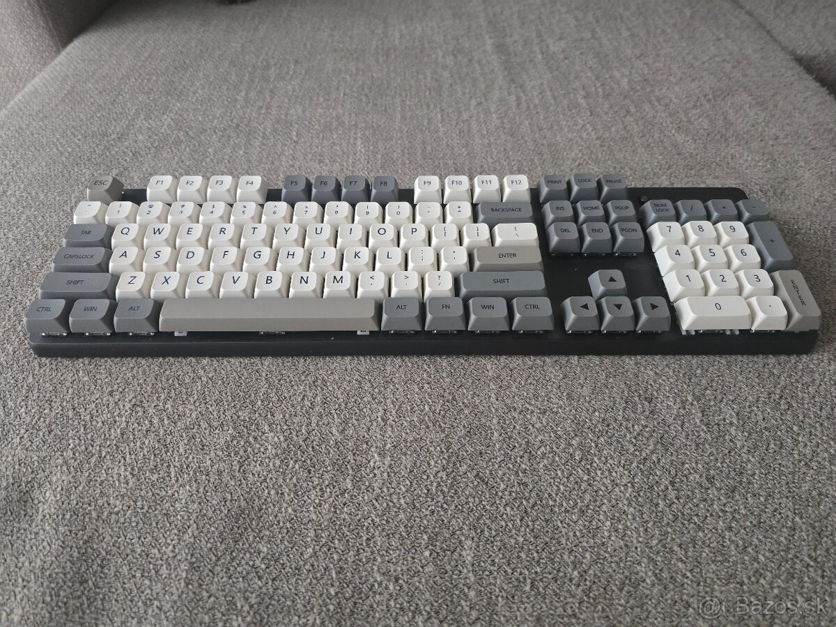 Mechanická bezdrôtová klávesnica GameSir GK300 Black - 4