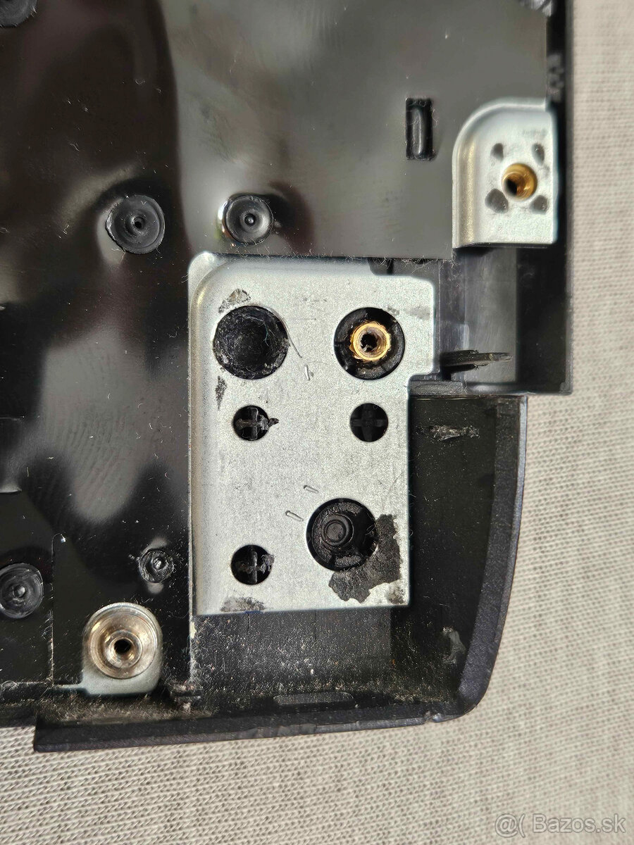 Diely Acer Aspire 7 (A715-43G) - 4