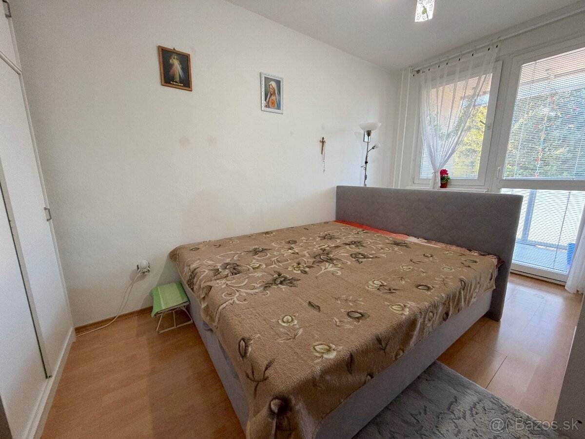 Výhodná cena - 3 izbový byt s balkónom - 4