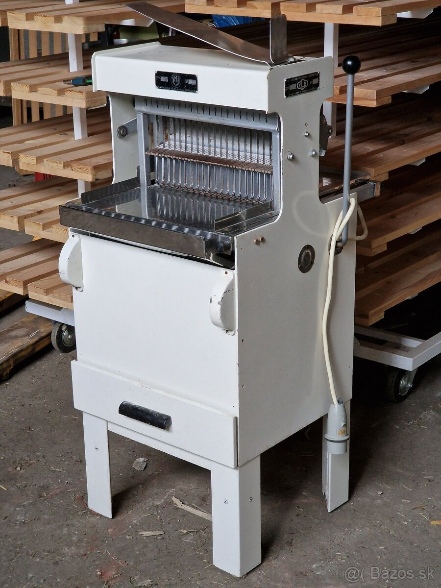 Krajač chleba 17mm - 4