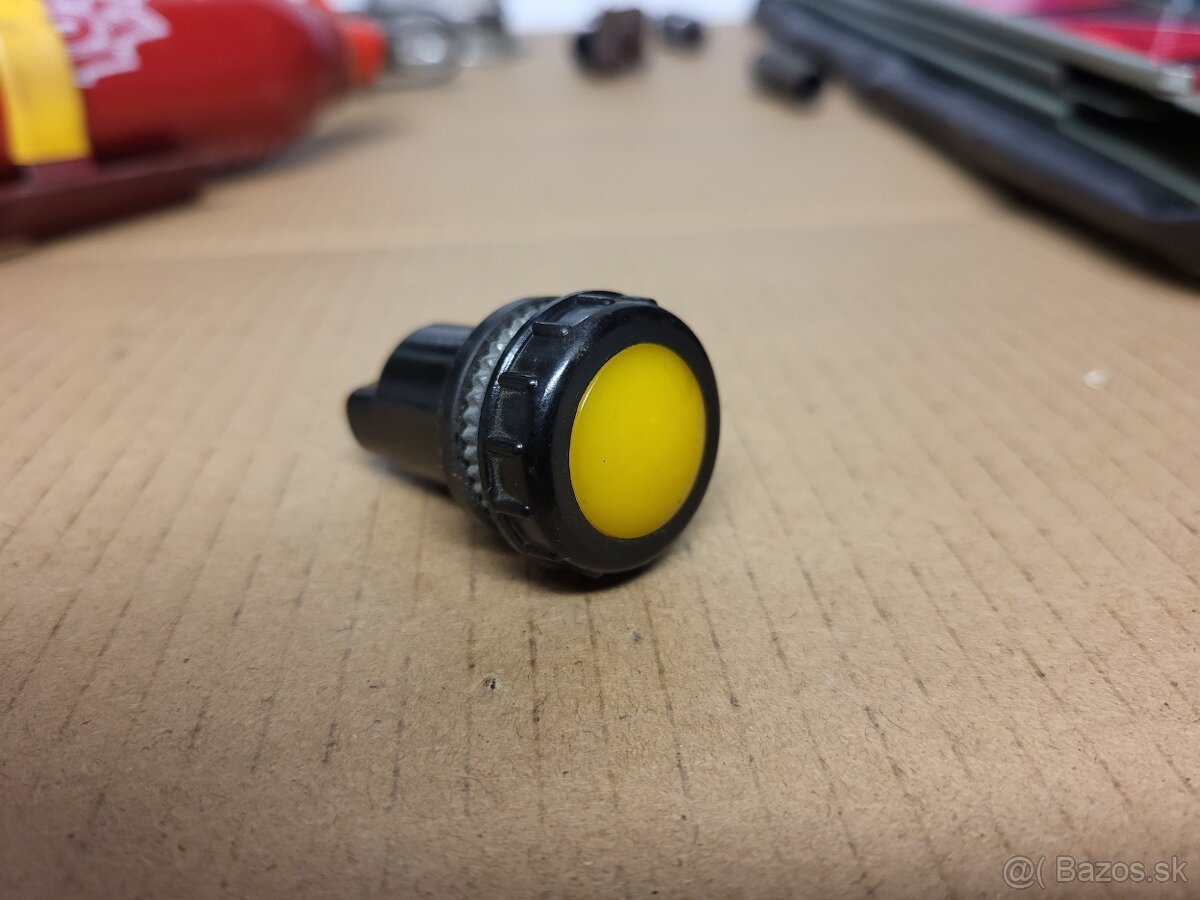 Diely,doplnky Škoda a iné - 4