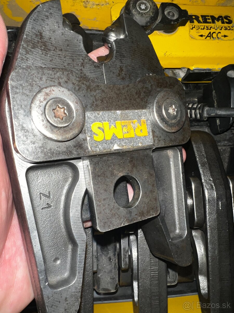 Rems Powerpress ACC s čelistmi V na měď nerezovou ocel - 4