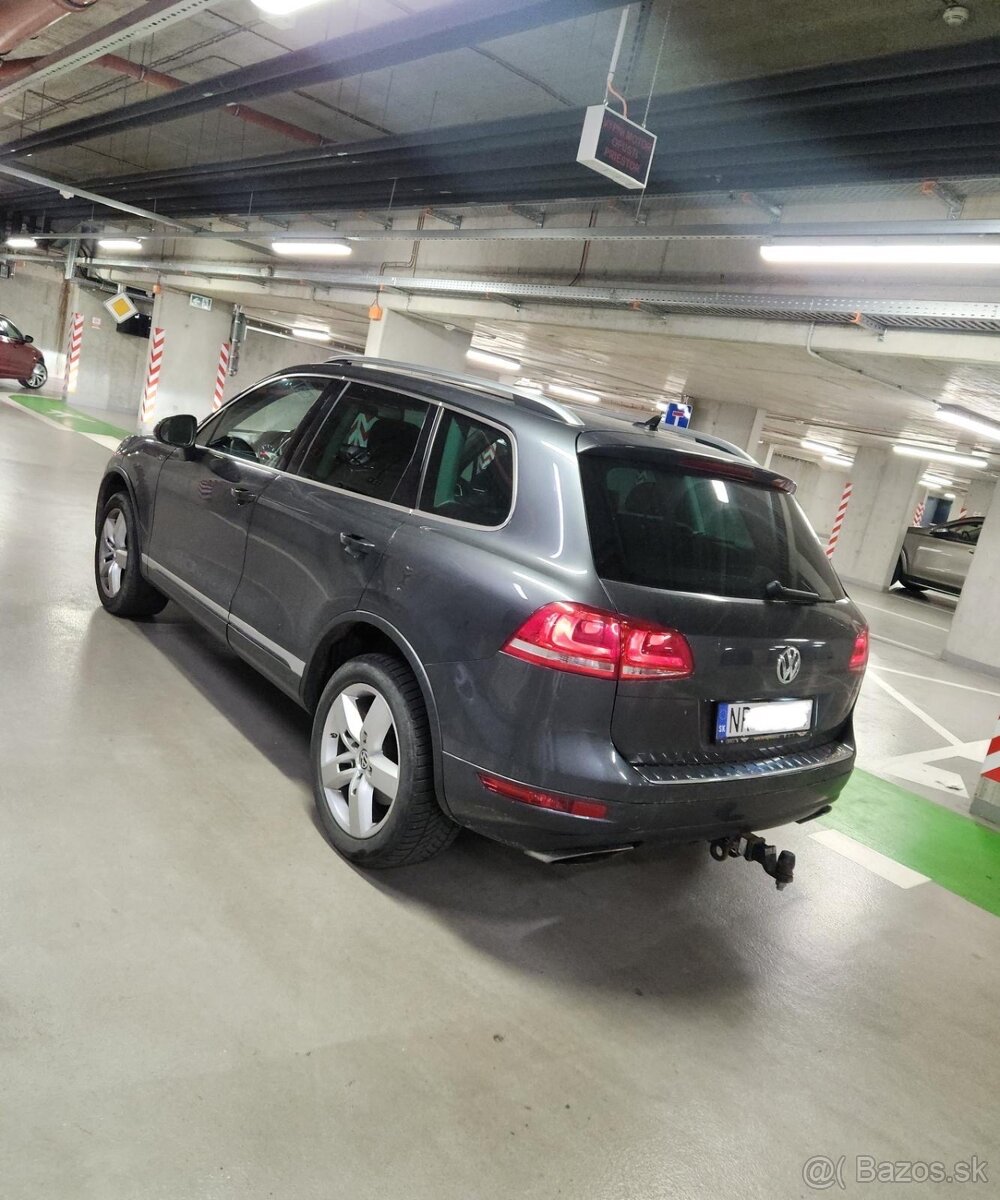 Volkswagen Touareg 3,0tdi - 4