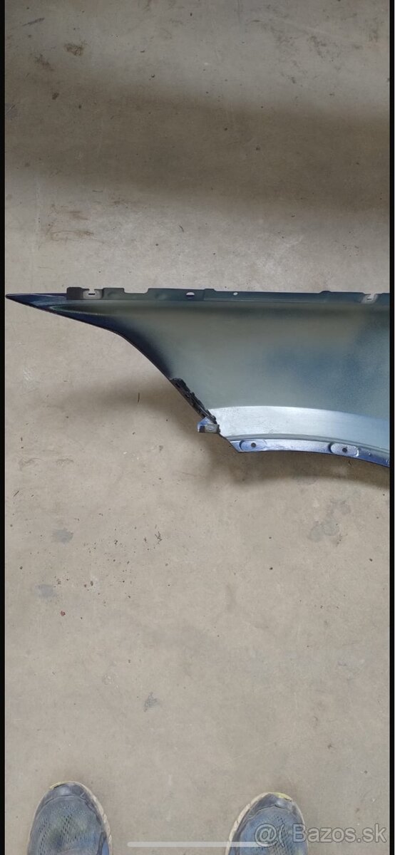 BMW X1 r.v. 2018, PRAVÝ PREDNÝ BLATNÍK. - 4