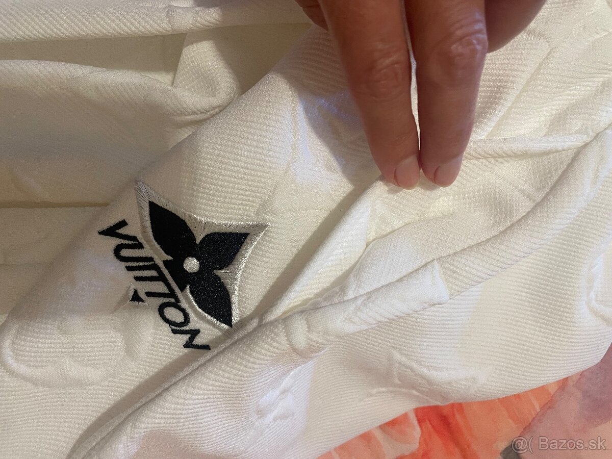 Teplakova suprava LV - 4