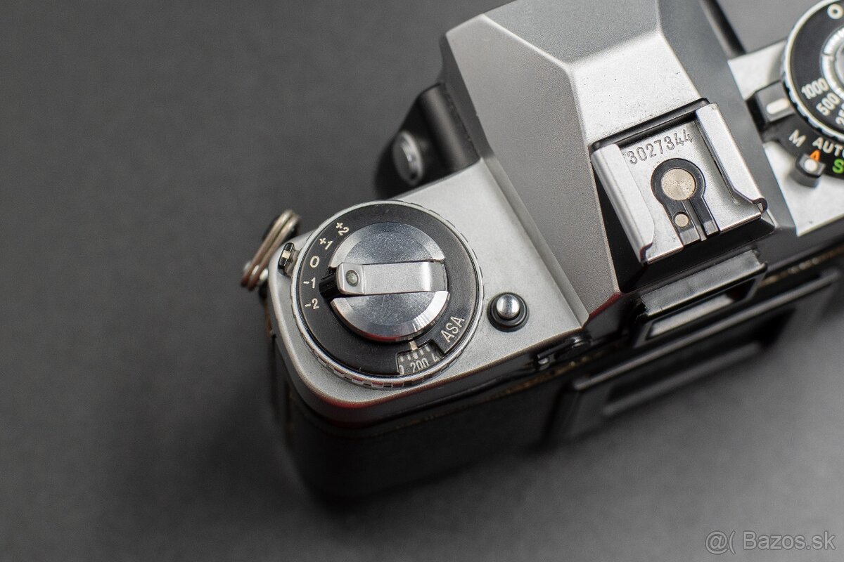 Minolta XD + ROKKOR 50mm f1.4 - 4