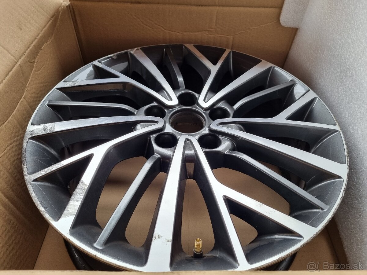 Hyundai tuscon disky r18 original - 4