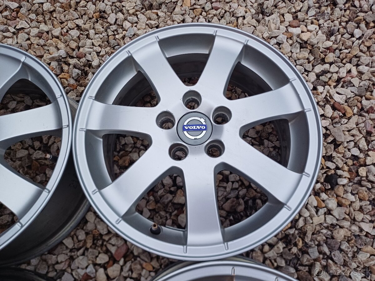 Predám orig. hliníkové disky Volvo R16 - 4