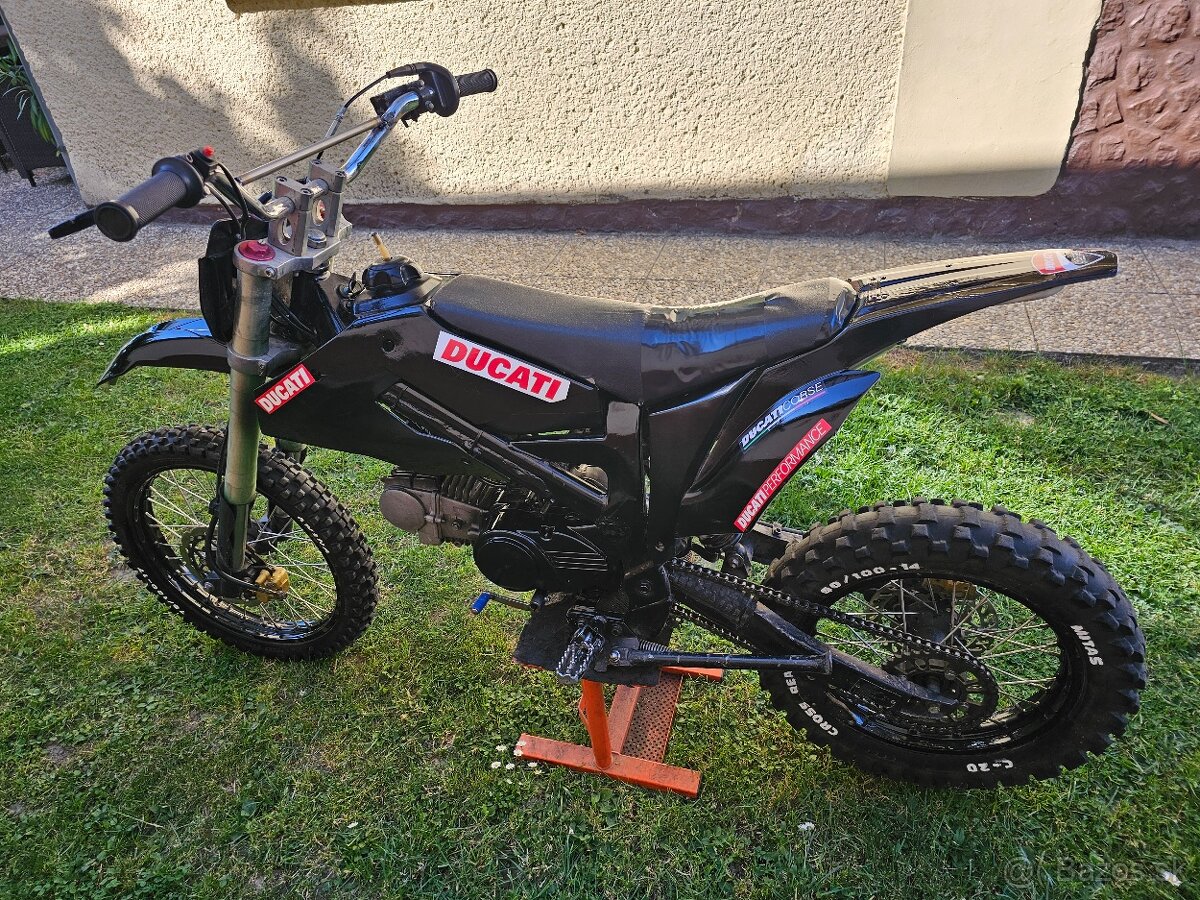 Pitbike 125ccm 4 rýchl.manuál 1N234
