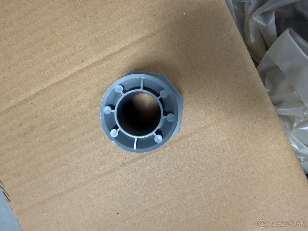 Plastovy debniaci konus, zatka - 4