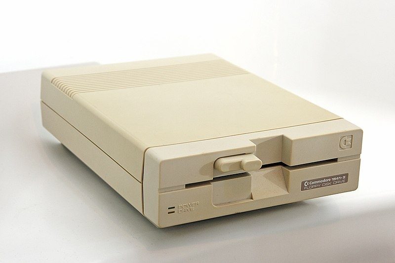 Kúpim počítač COMMODORE C64, Plus4, C128 a príslušenstvo - 4