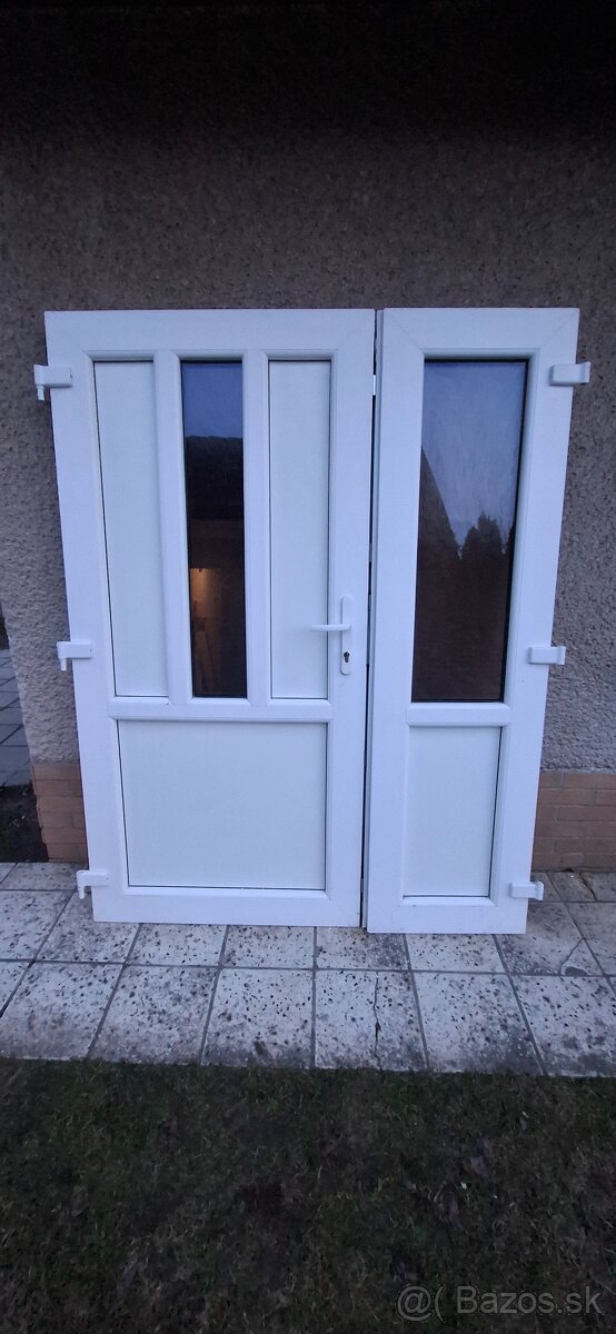 Plastove dvojkrídlové dvere - 4