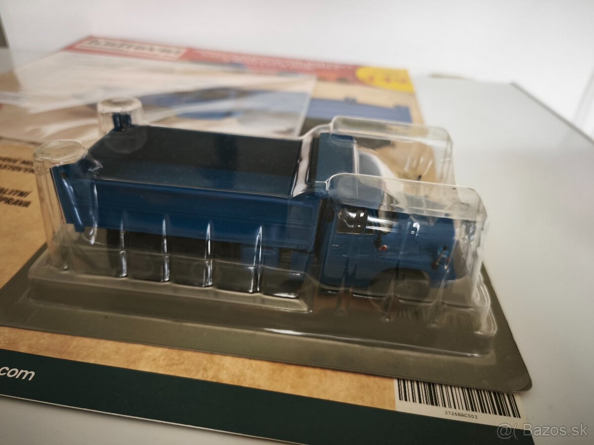 Tatra 148 1:43 DeAgostini - 4