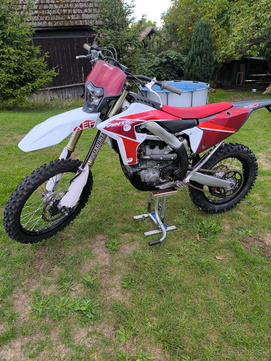 Fantic XEF 250 - 4