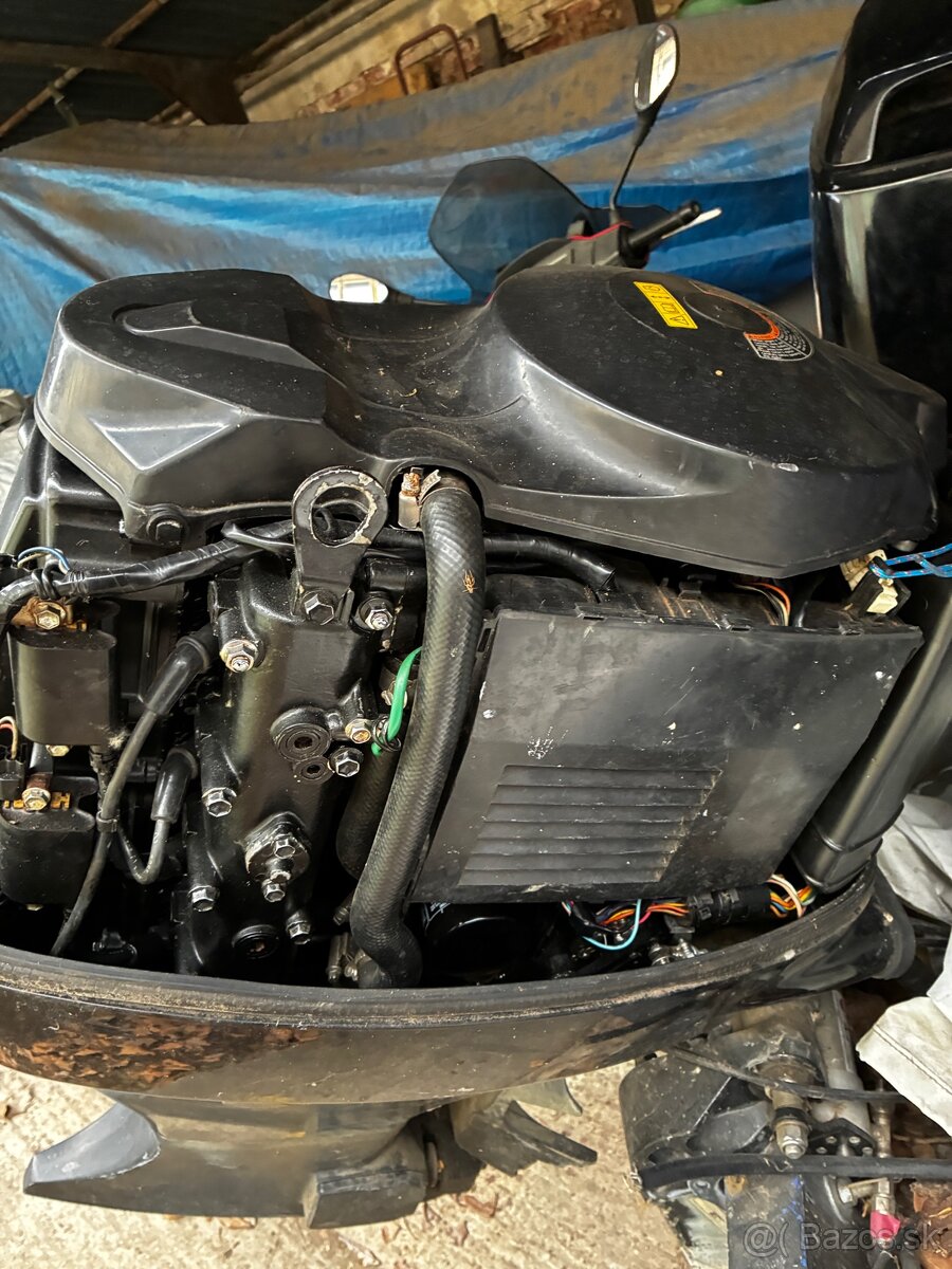 Lodný motor Suzuki 70 EFI - 4