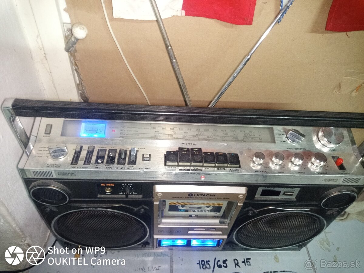 BOOMBOX Hitachi - 4