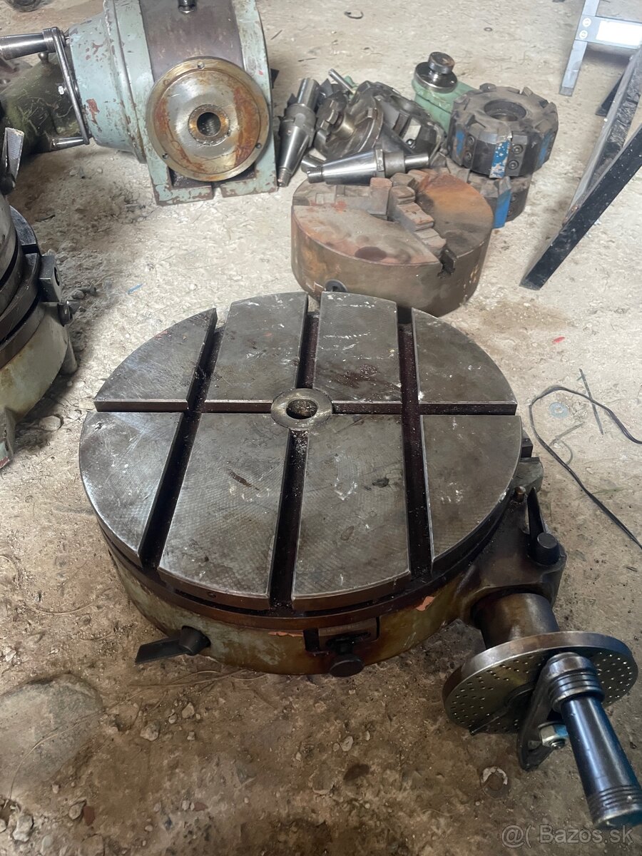 Otočne stolíky - 4