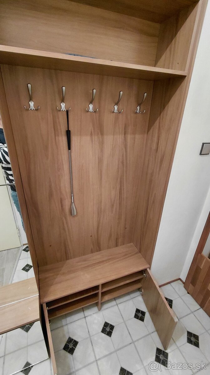Nábytok chodba – botník, šatník, vešiak, zrkadlo - 4