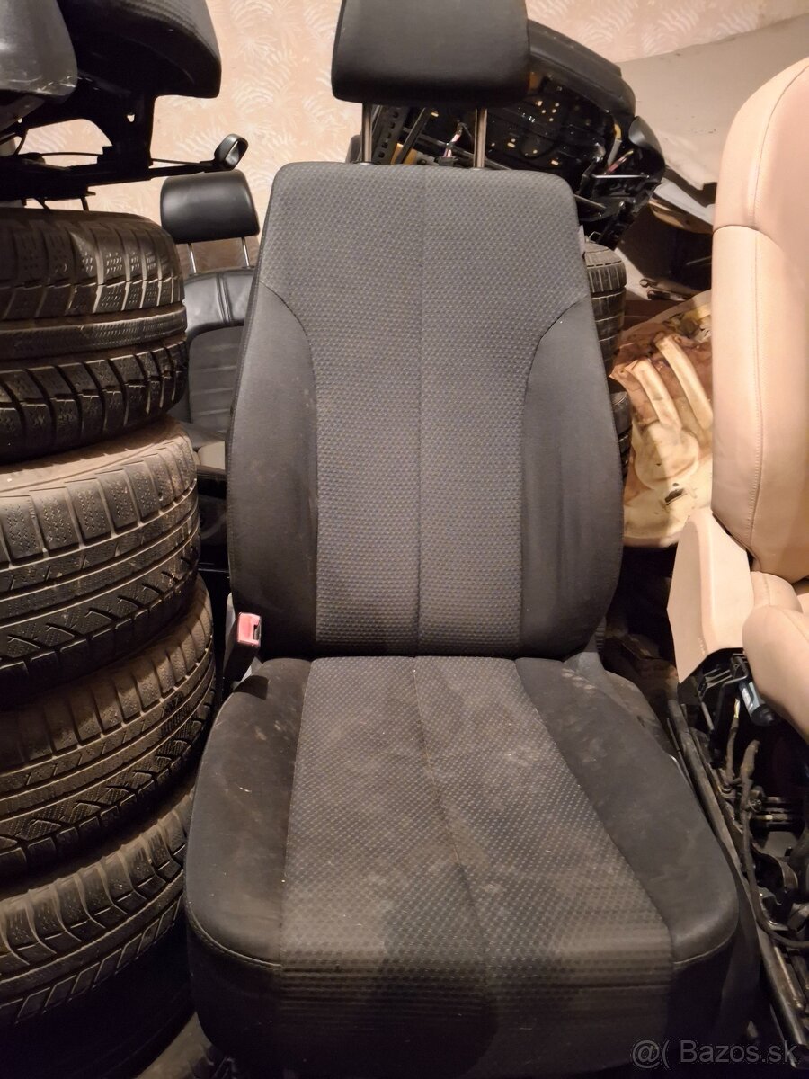 Sedacky passat b6 - 4