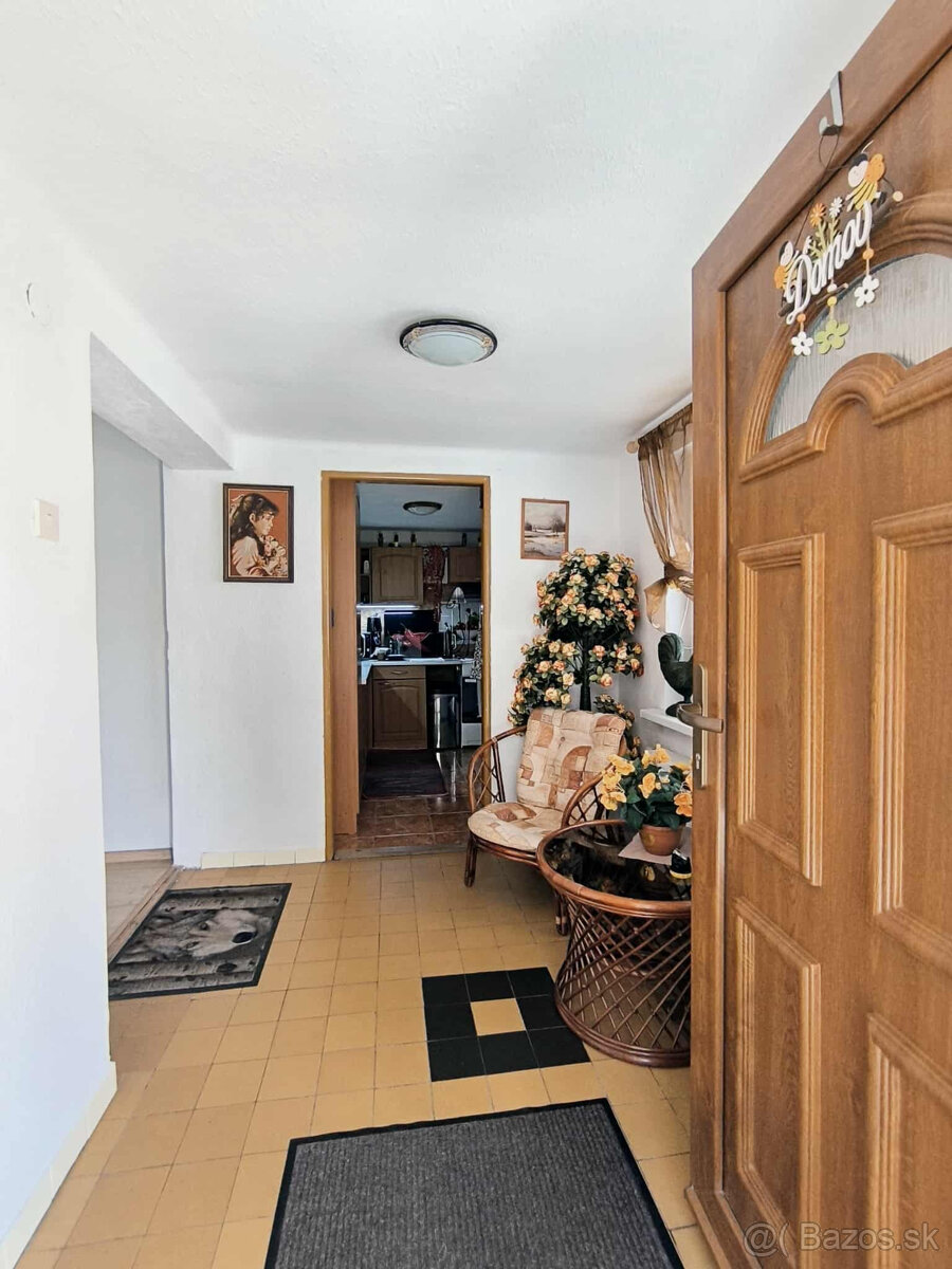 ‼️RODINNÝ DOM - S KRÁSNYM POZEMKOM NA PREDAJ, BYSTRIČANY - - 4