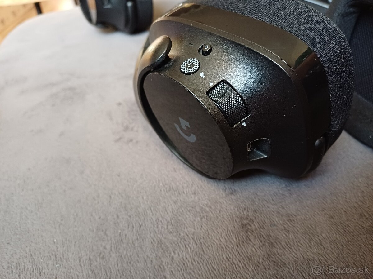 Slúchadlá Logitech G533 - 4