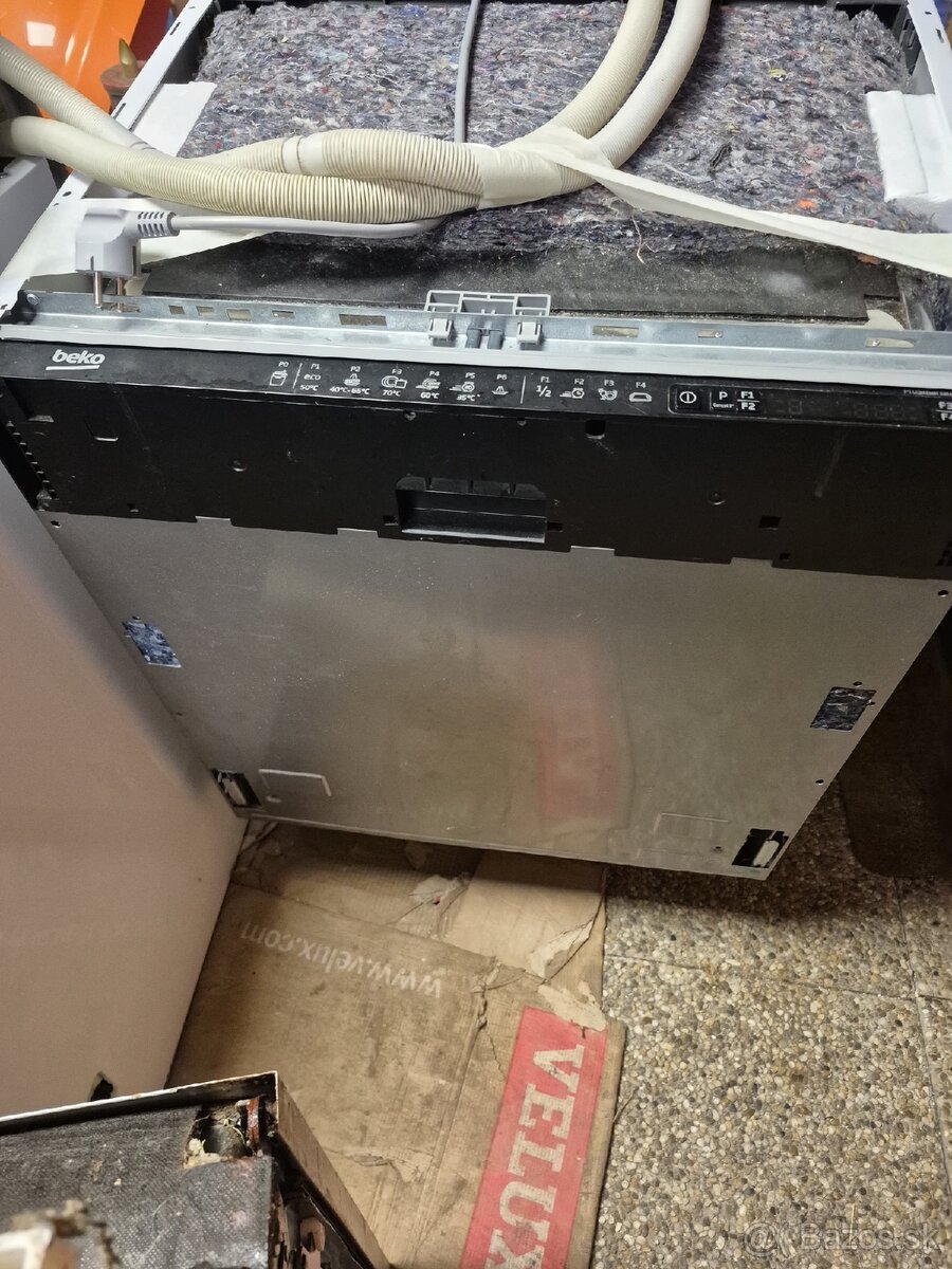 Umývačka riadu Beko - 4