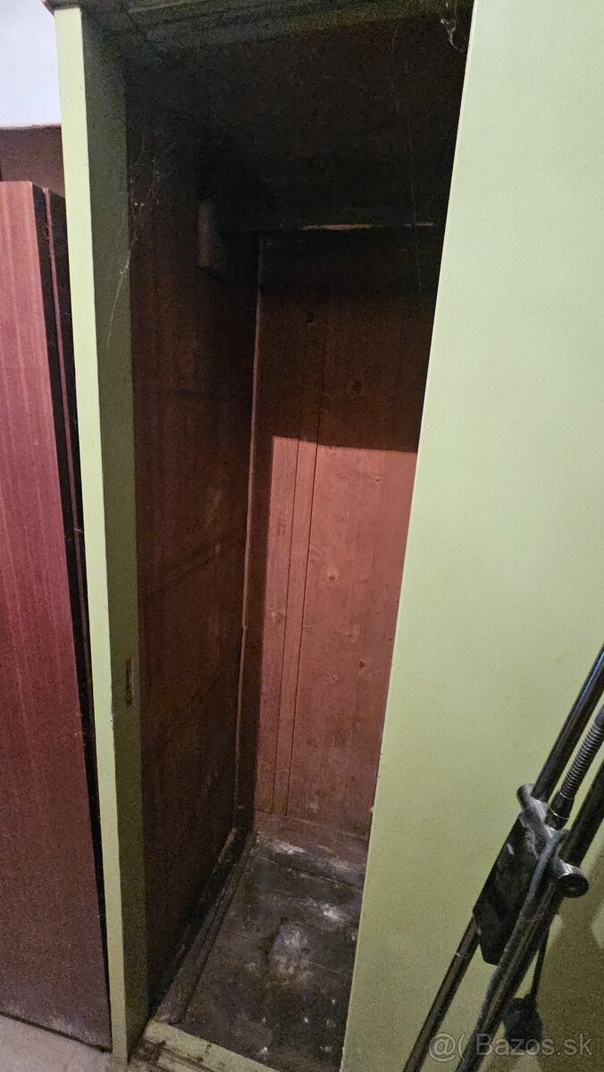 Darujem skrine za odvoz - 4