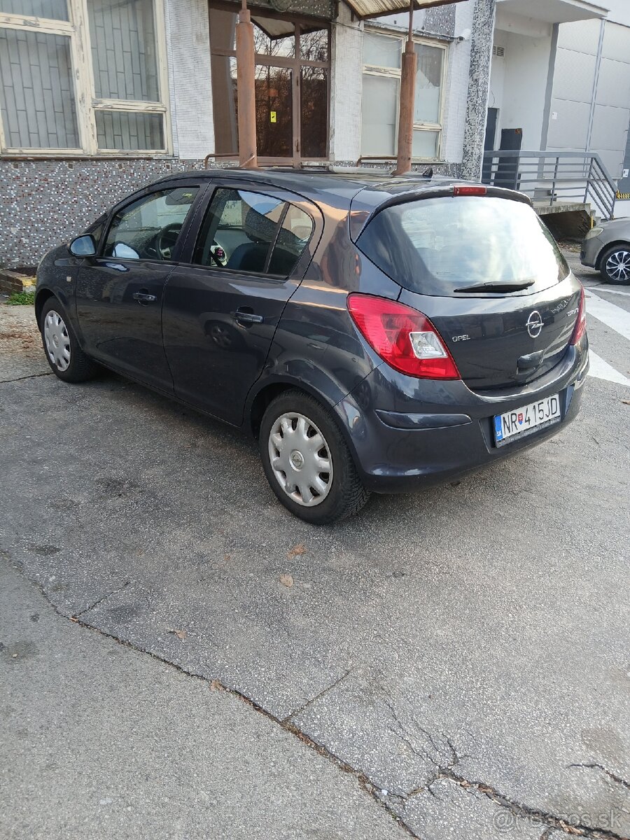 Opel Corsa 1.2 - 4