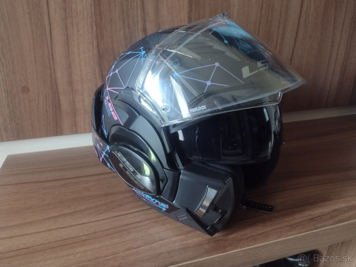 Preklápacia prilba - 4