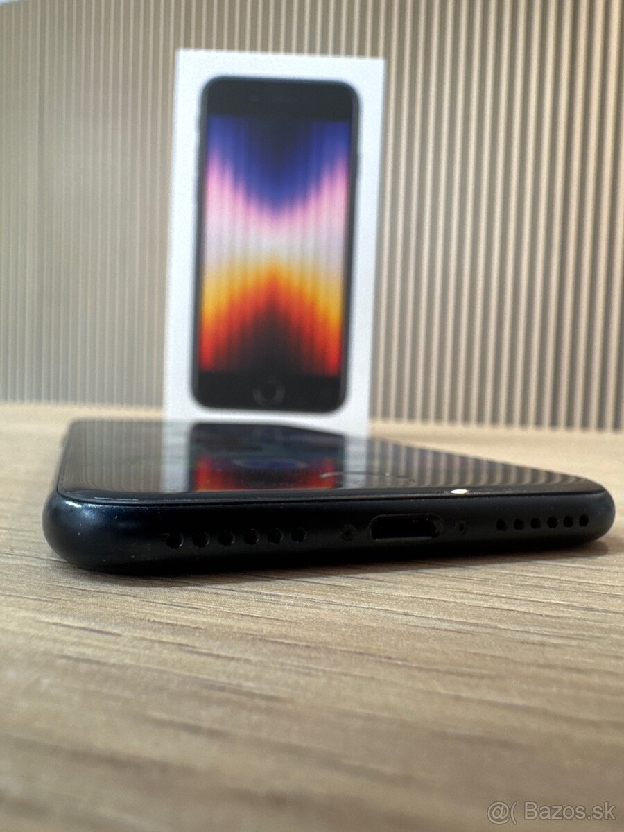 iPhone Se 2020 128GB - 4