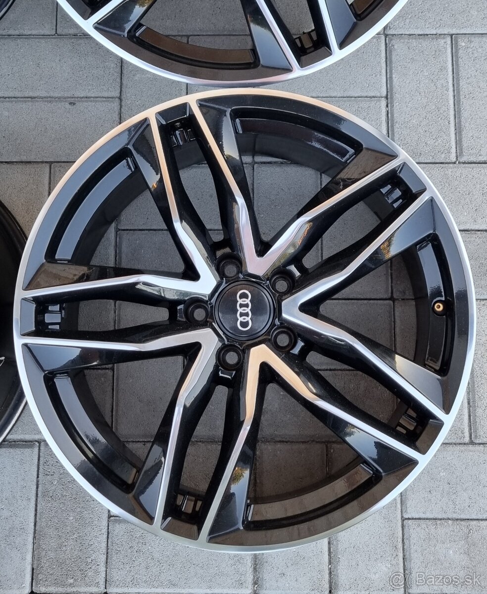 5x112 R19 RS6 Repliky - 4