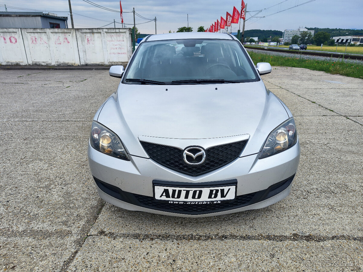 Mazda 3 1.4i CE - 4