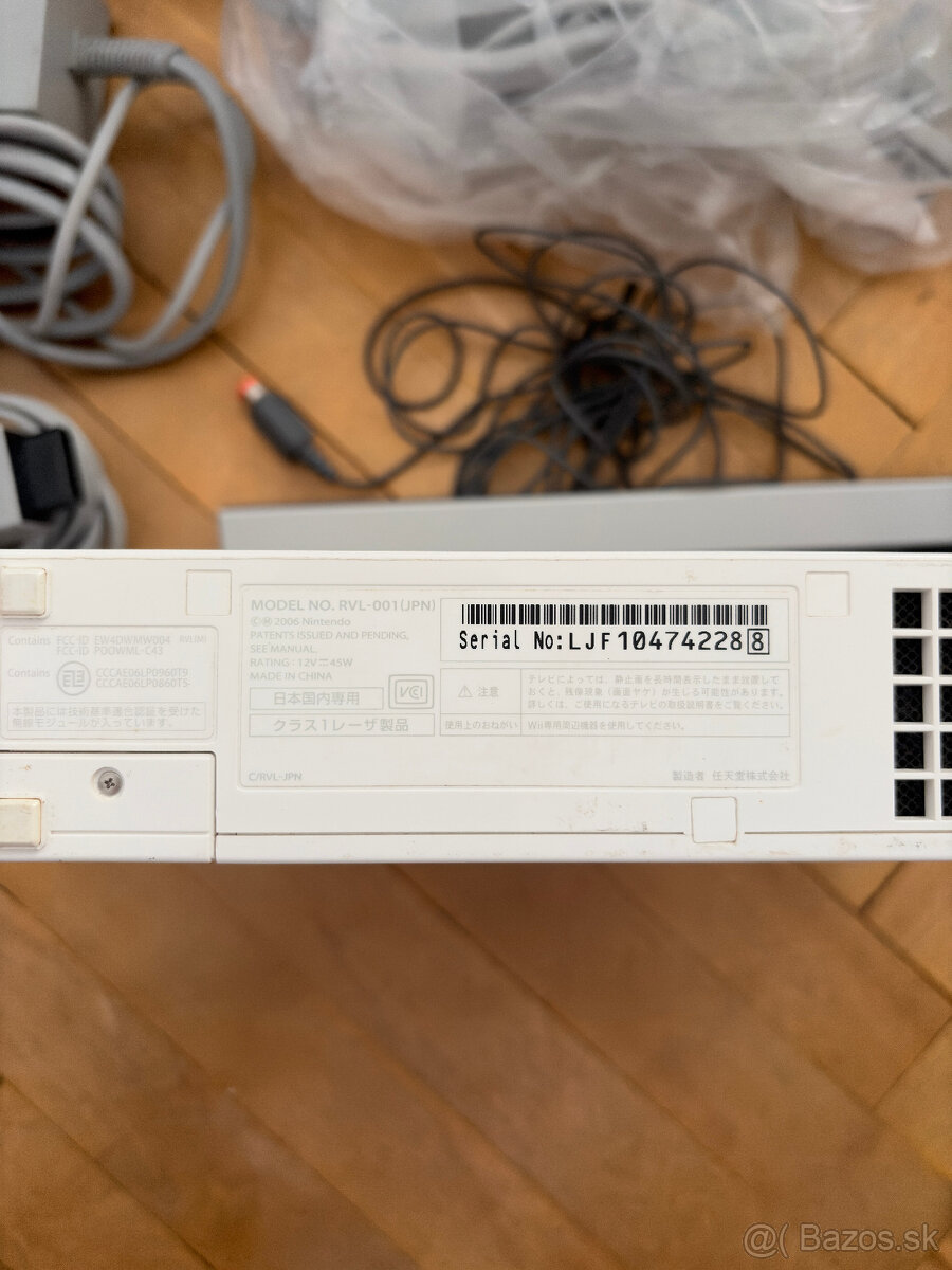 Nintendo Wii - 2 ovladače - 300GB HDD - orig. bal - sbirka - 4