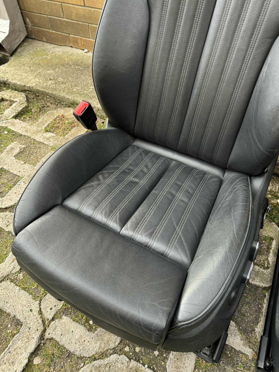Sedadlá + tapacíre (čierna koža) Audi A6 C7 - 4