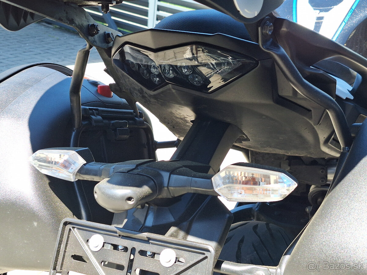 Kawasaki Versys 650 - 4