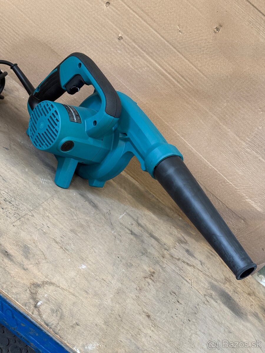 Elektricky fukár / vysávač Makita - 4