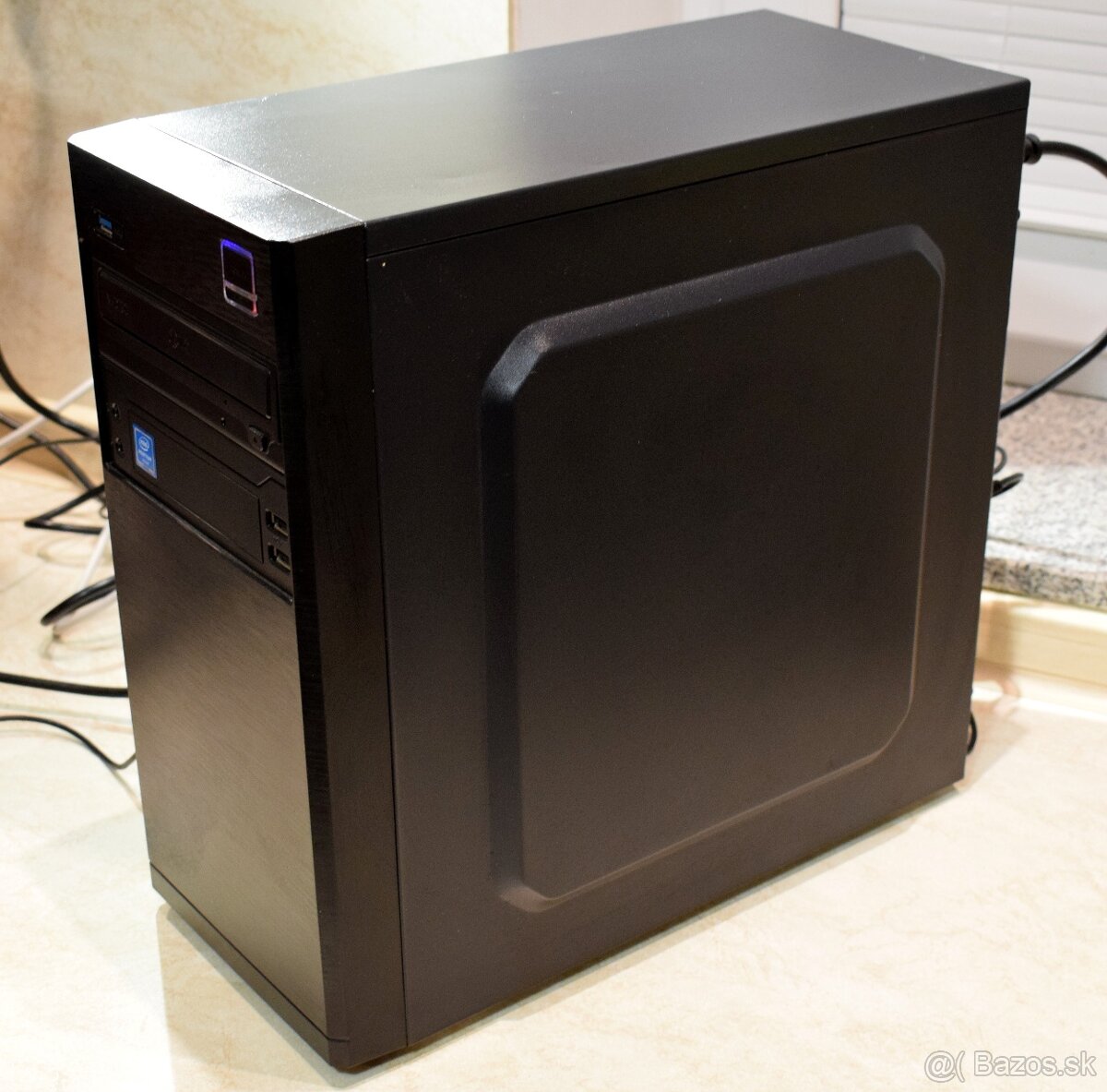 ASUS PC + Monitor, klavesnica, mys, Win 10, DDR4 8GB, 500gb - 4