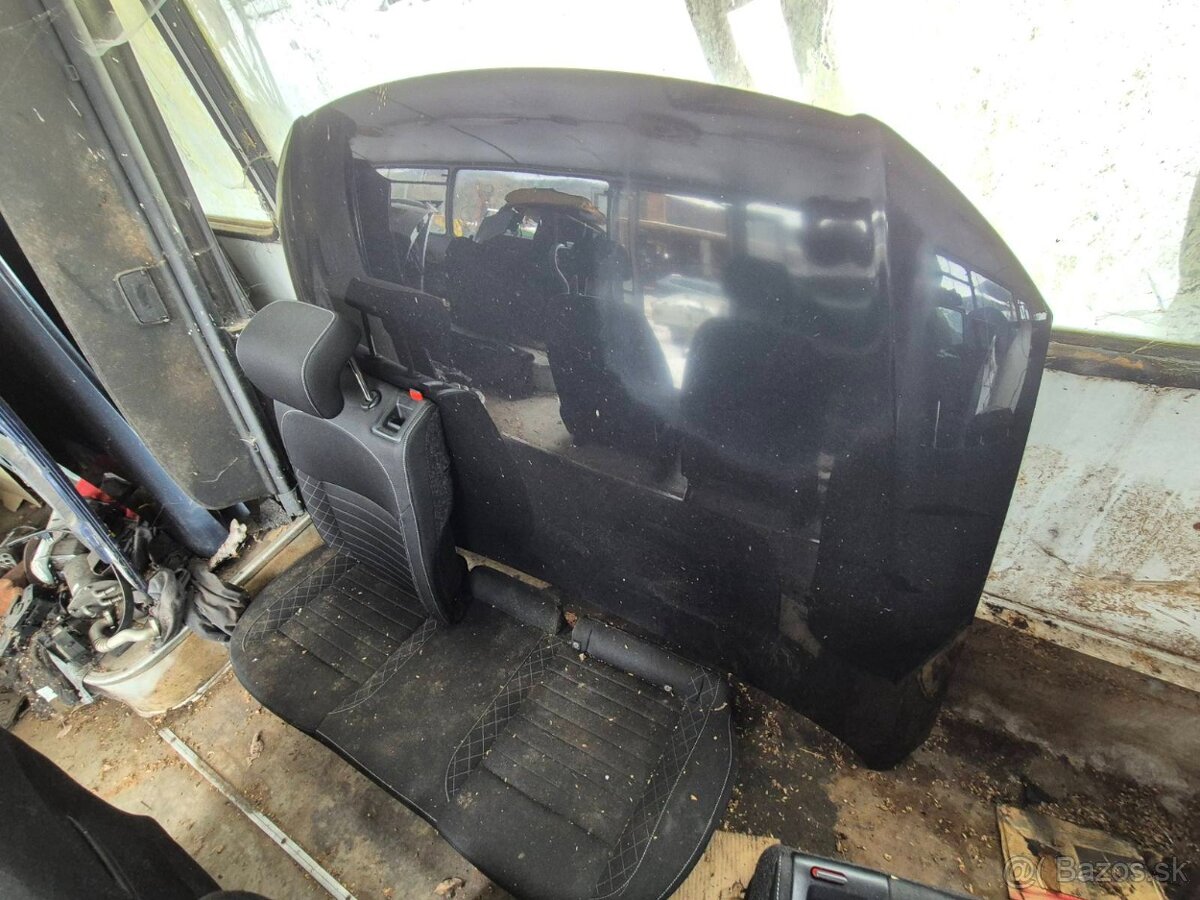 Kapota VW Passat b6 - 4