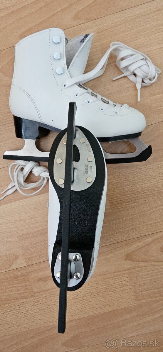 Dievčenské korčule na ľad + prilba - 4