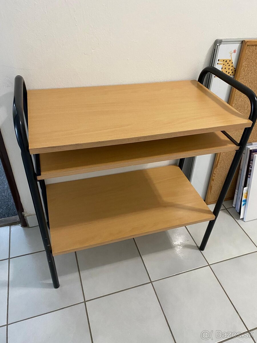 Lavice, stôl a stoličky - 4