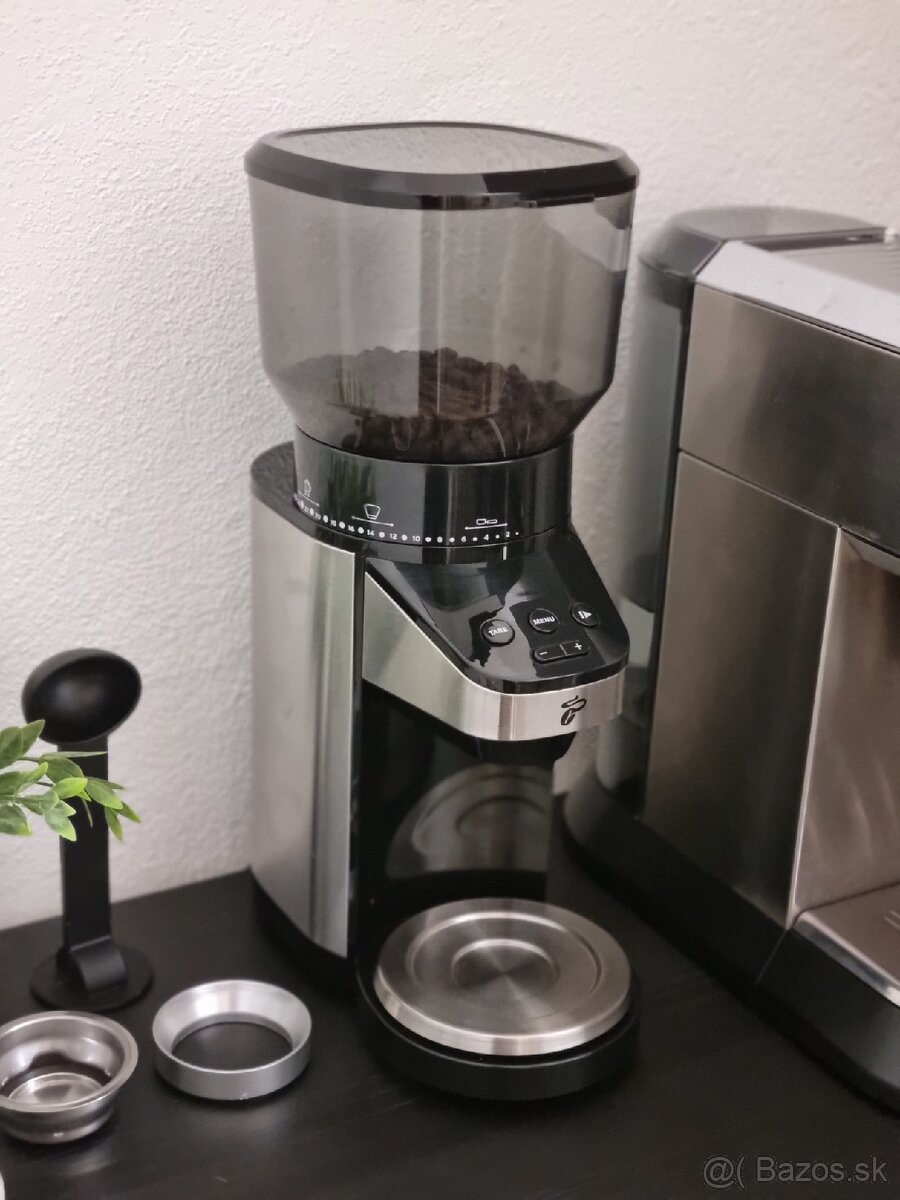 Kávovar Delonghi Dedica + mlynček - 4