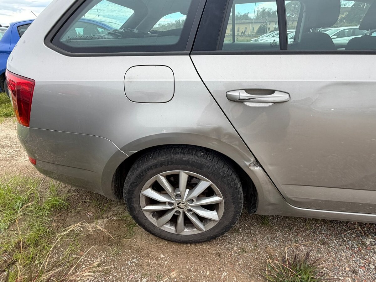 ŠKODA OCTAVIA COMBI 1.6 TDI - 4