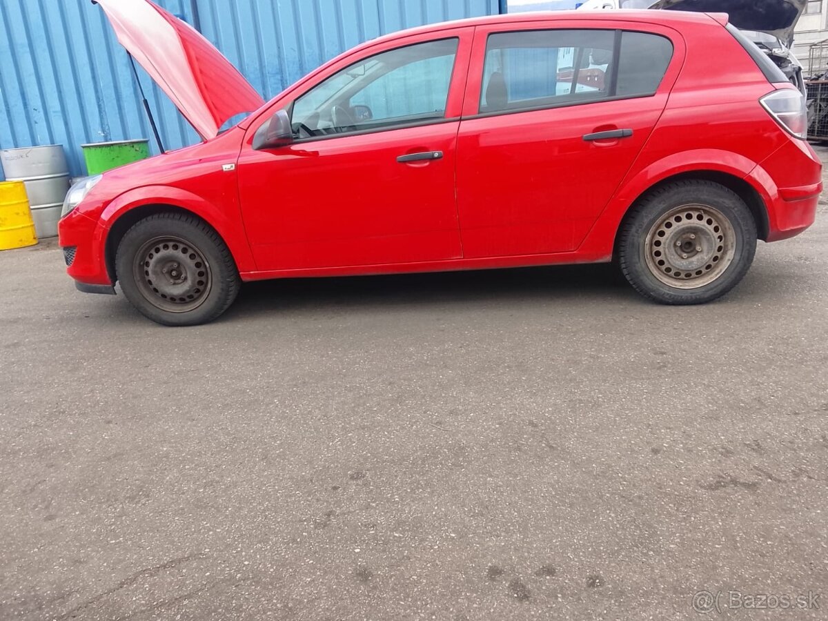 OPEL ASTRA - 4
