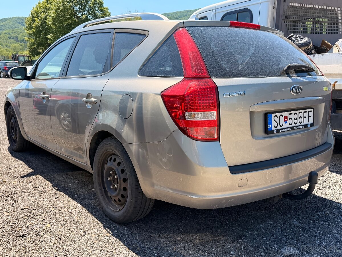 Kia Ceed Sportwagon 1.6 Crdi 6-manual - 4