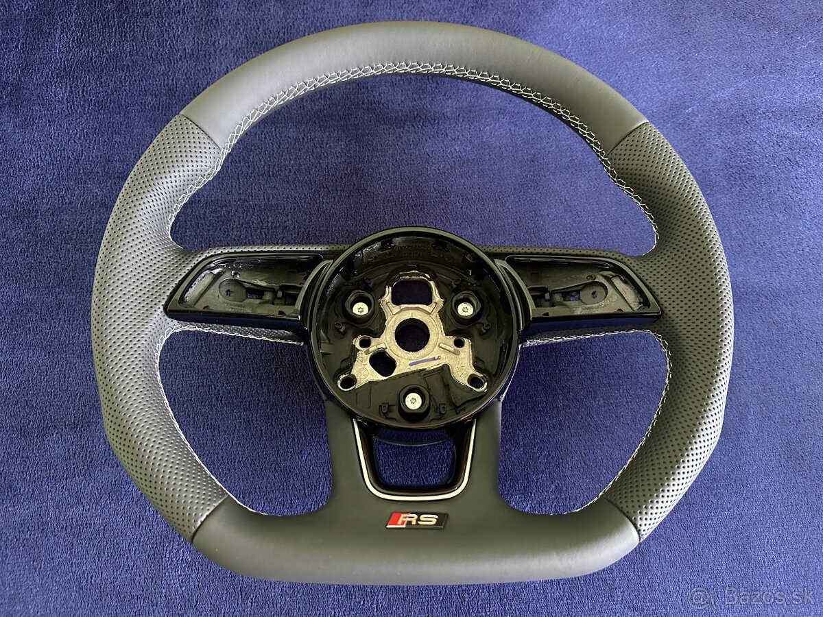 Audi RS volant - 4