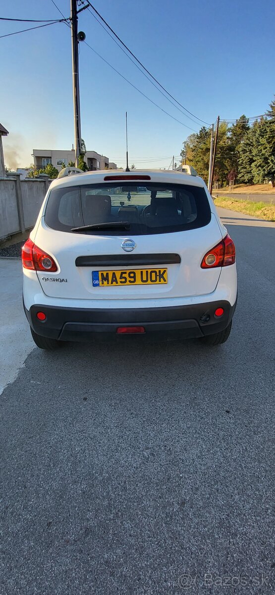 Predám Nissan Qashqai 1.6i - 4