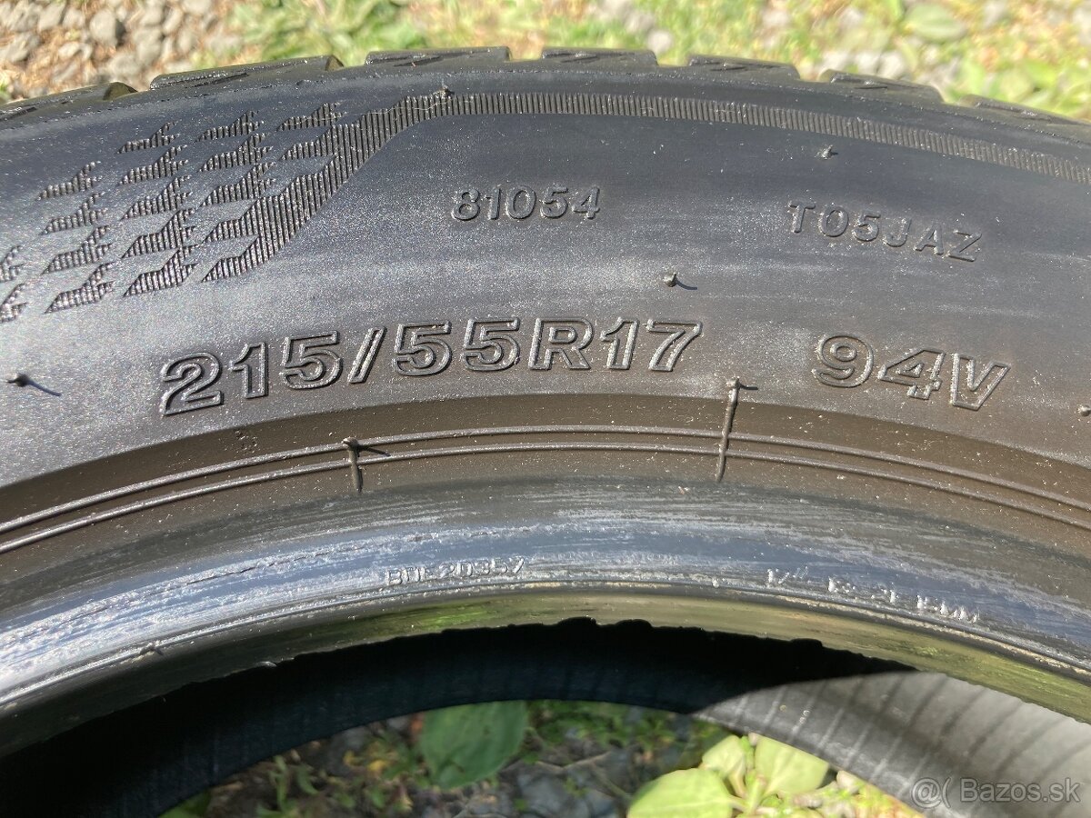 Bridgestone letné 215/55R17 - 4ks - 4