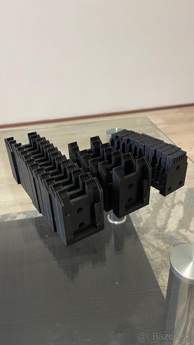 Držiaky AKU náradia/baterií - 4